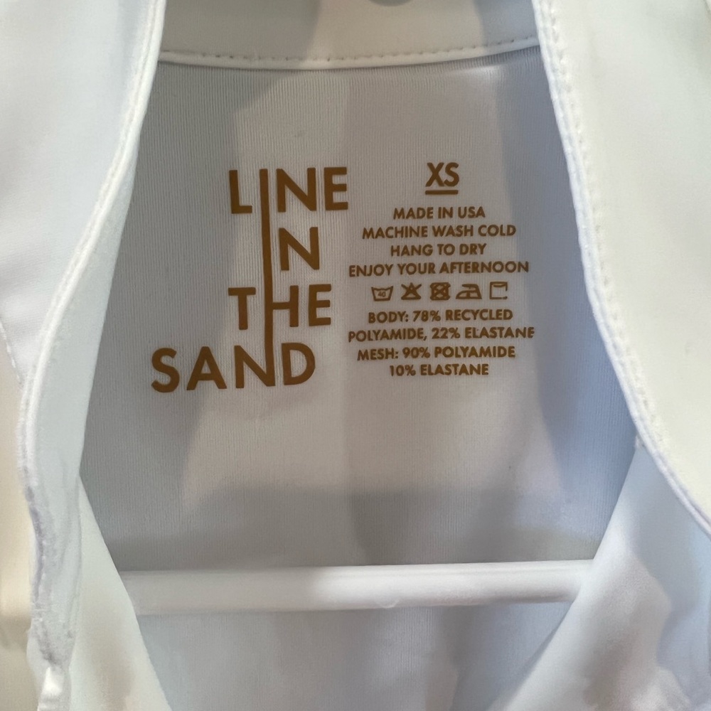 Line in the Sand Rash Guard - Picture 6 of 6